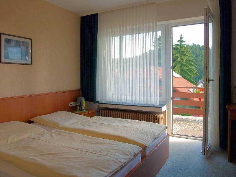 Hotel-Pension Ursula Bad Sachsa Esterno foto